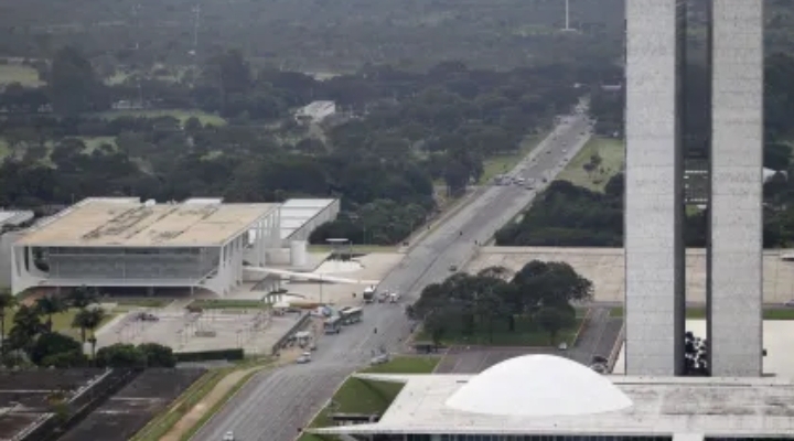 Texto-base do novo marco fiscal é aprovado